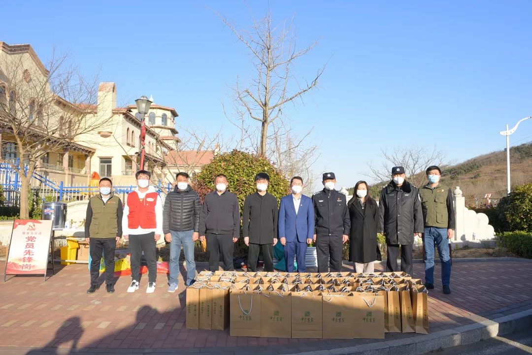 黨員日活動丨踐行雷鋒精神，眾志成城“抗疫”