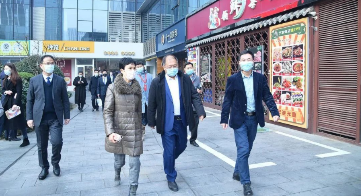 唐島灣“繁花里”數字人民幣一條街正式開街！