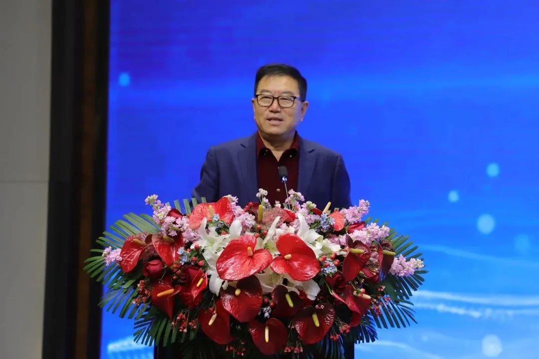 融合聚變，創(chuàng)新突破丨智慧產(chǎn)業(yè)集團(tuán)2022年度總結(jié)暨表彰大會順利召開