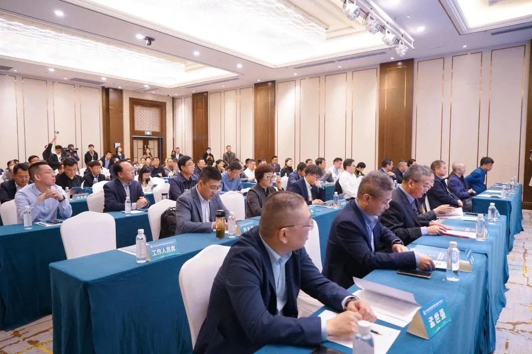 加快綠色低碳轉型，建設美麗宜居城鄉(xiāng)丨文達通股份新型“物管城市”模式亮相2023房地產企業(yè)數字化發(fā)展論壇