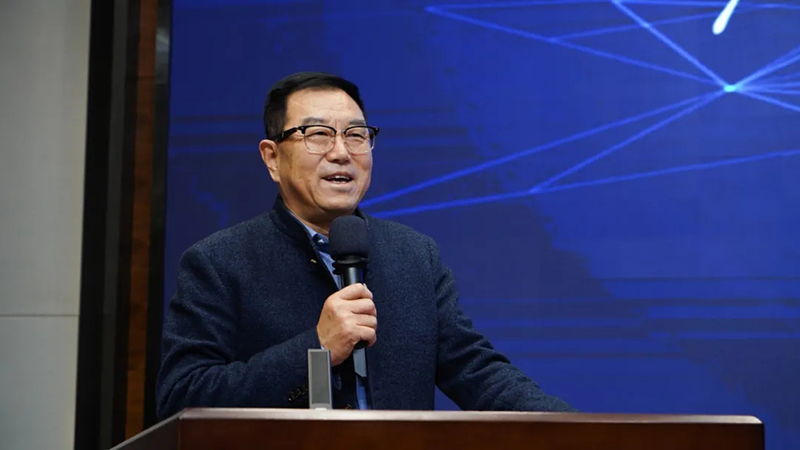 融智迭變 聚勢拓新丨智慧產(chǎn)業(yè)集團2025年創(chuàng)新發(fā)展啟動大會順利召開